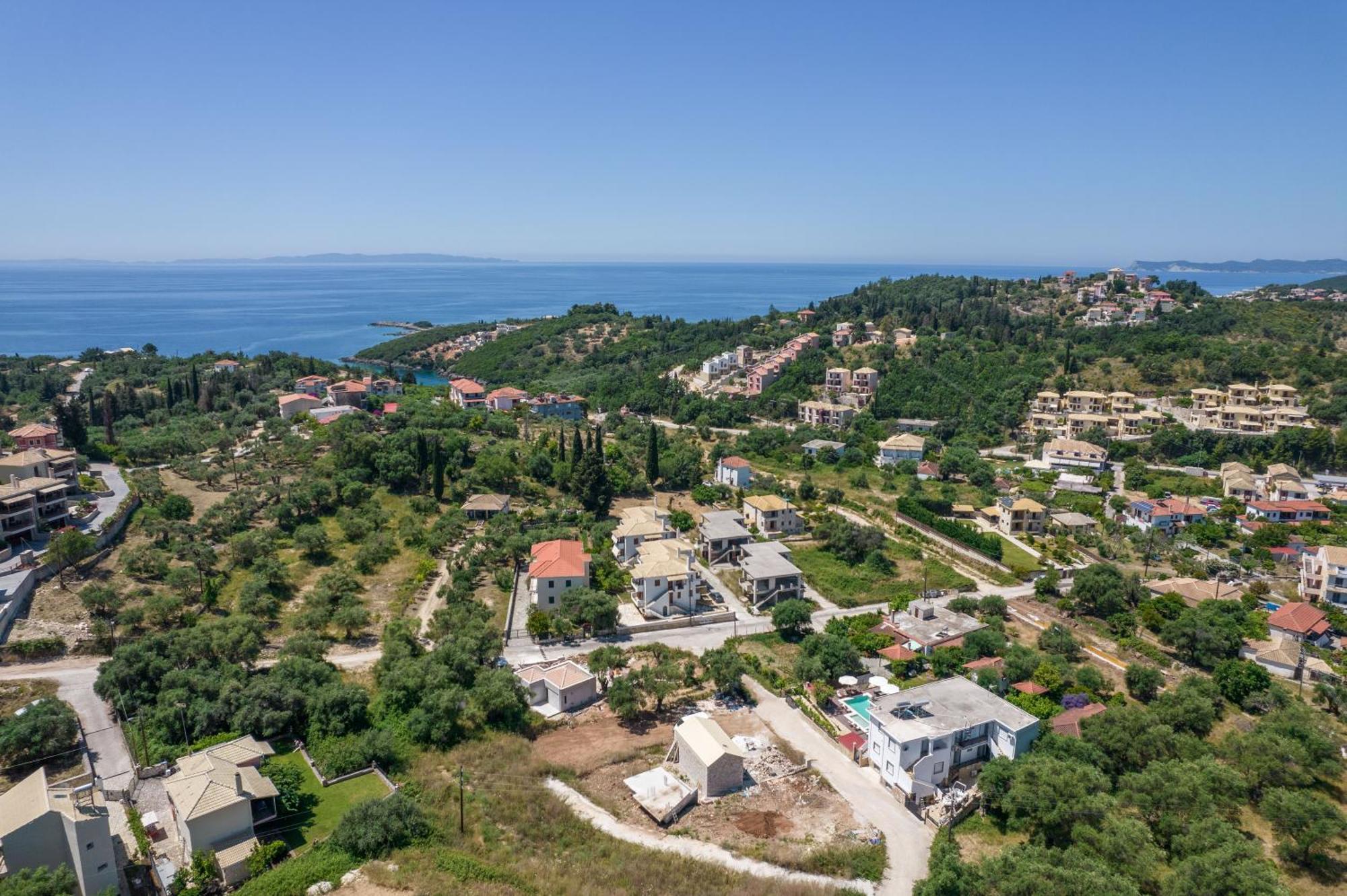Nicolas Sivota Exterior foto